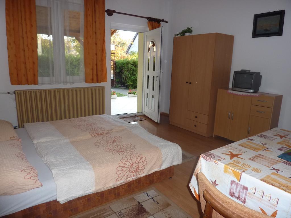 Appartement Bridgehaus à Balatonfüred Chambre photo